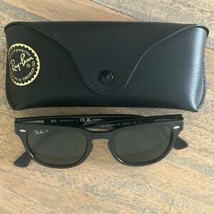 Women’s Ray-Ban sunglasses